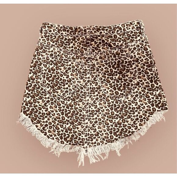 Free People We The Free Women’s 25 Denim Mini Skirt Bailey Cheetah Print Raw Hem - Picture 7 of 7